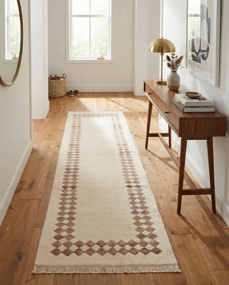 Detail image of 2' 8 x 9' 9 Hand Knotted Darya Wool Runner Rug