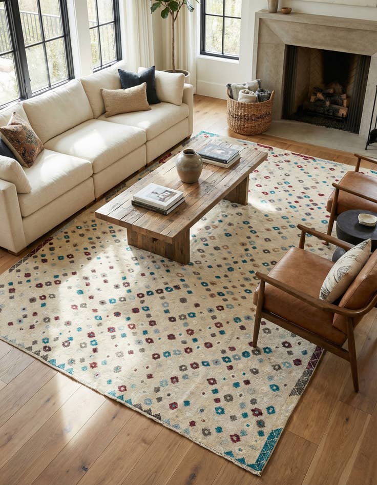 Detail image of 10' x 14' 5  Hand Knotted Darya Wool Rug