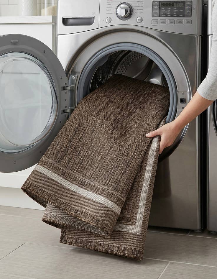 Detail image of  7' 10 x 10'  Washable Border Indoor / Outdoor Rug