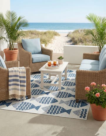 7' x 10' Easy-Clean Coastal Indoor / Outdoor Rug