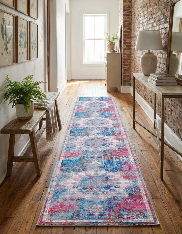 2' x 9' 10 Washable Francesca Runner Rug