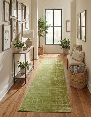 Green Valencia Runner Rug