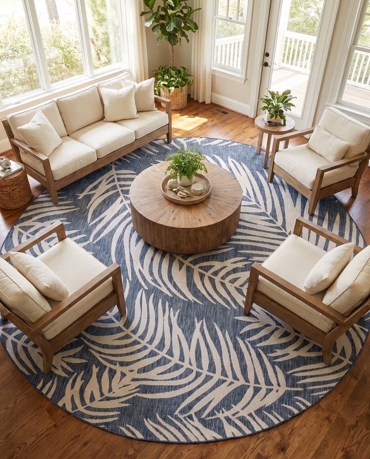 Detail image of 10' 8 x 10' 8 Easy-Clean Botanical Indoor / Outdoor Round Rug
