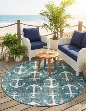 5' 3 x 5' 3 Easy-Clean Coastal Indoor / Outdoor Round Rug