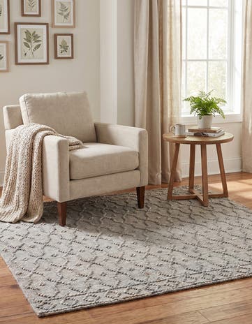 5' 3 x 5' 3 Hand Woven Larsa Jute Square Rug