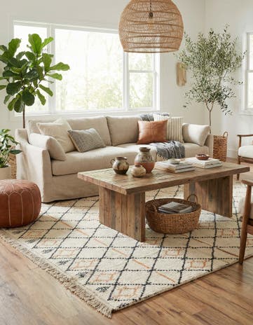 5' 10 x 9' 5 Hand Knotted Moroccan Wool Rug