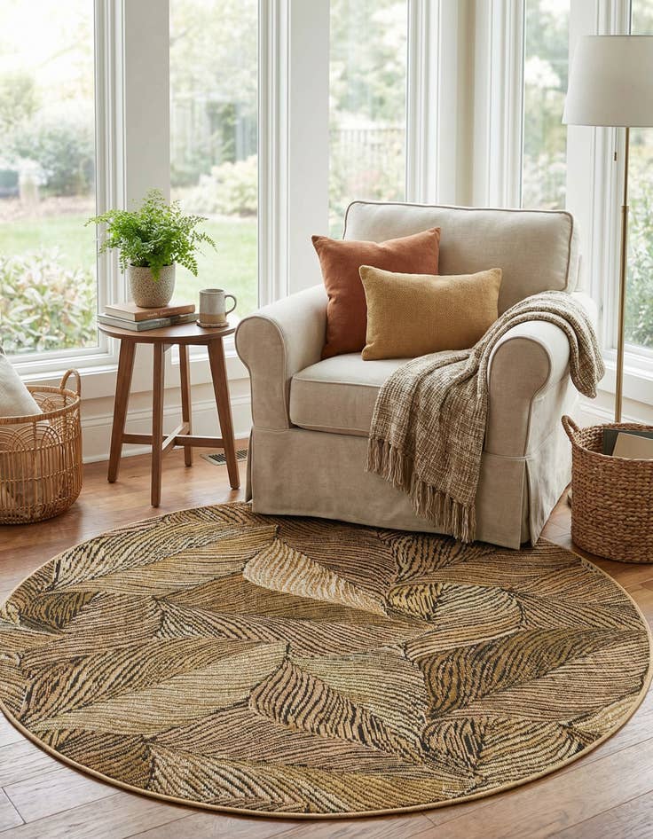 Detail image of  4' x 4'  Washable Botanical Indoor / Outdoor Round Rug