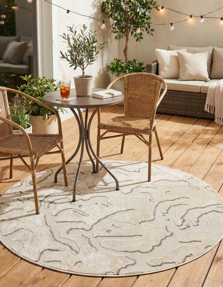 Detail image of 5' x 5' Easy-Clean Sabrina Soto Indoor / Outdoor Round Rug