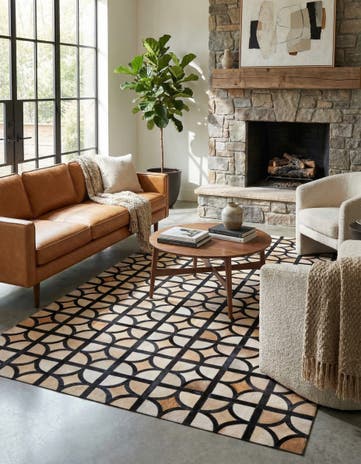 5' x 7' 9 Cowhide Rug