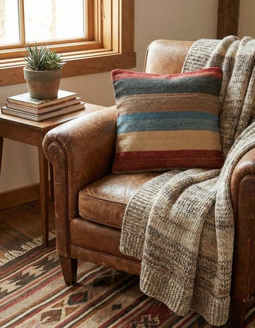 1' 6 x 1' 6 Hand Woven Pillow Wool Square Rug