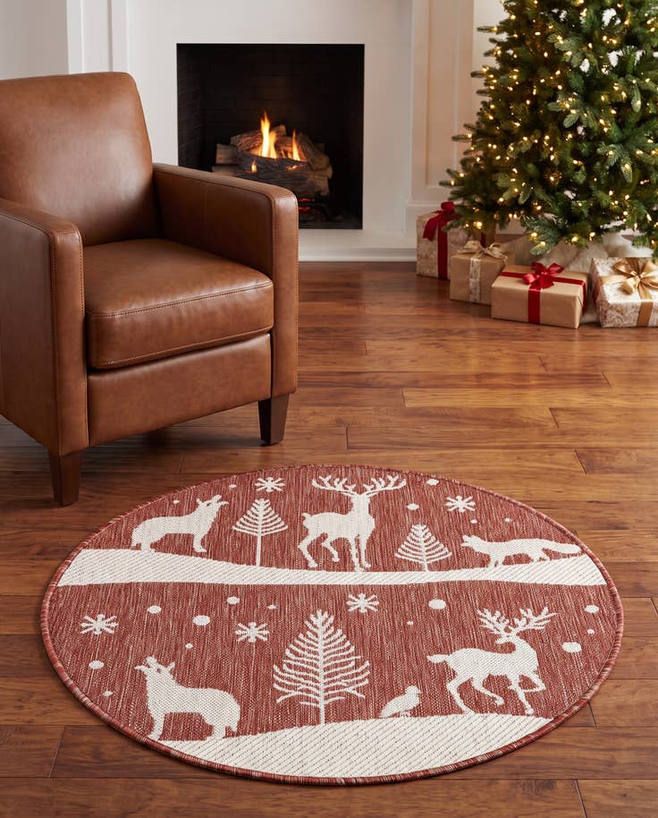 Detail image of 3' x 3' Easy-Clean Holiday Indoor / Outdoor Round Rug