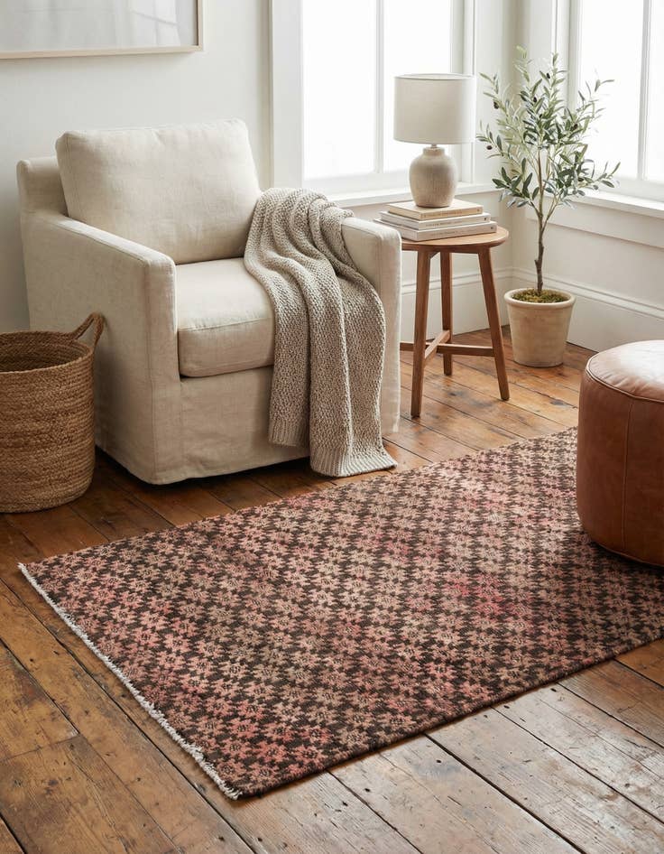 Detail image of 2' 7 x 5' 9  Hand Knotted Ultra Vintage Persian Wool Runner Rug