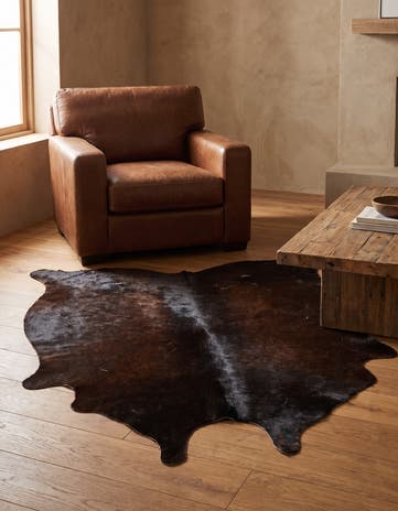 4' 5 x 4' 9 Cowhide Leather Square Rug