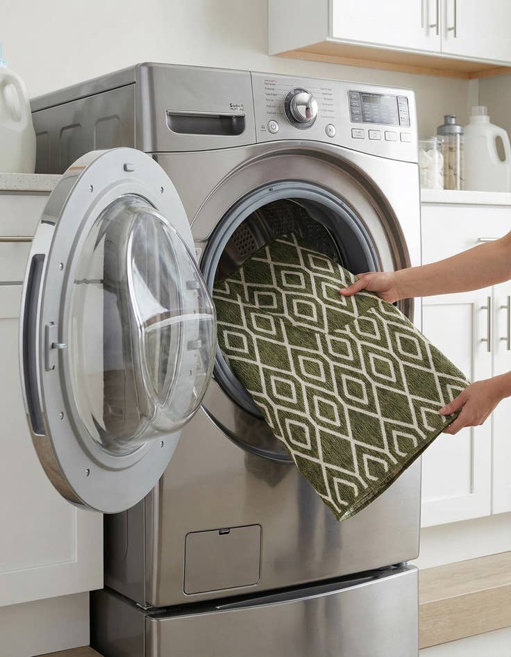 Detail image of 1' 4 x 1' 4  Washable Jill Zarin Turks and Caicos Indoor / Outdoor Sample Rug