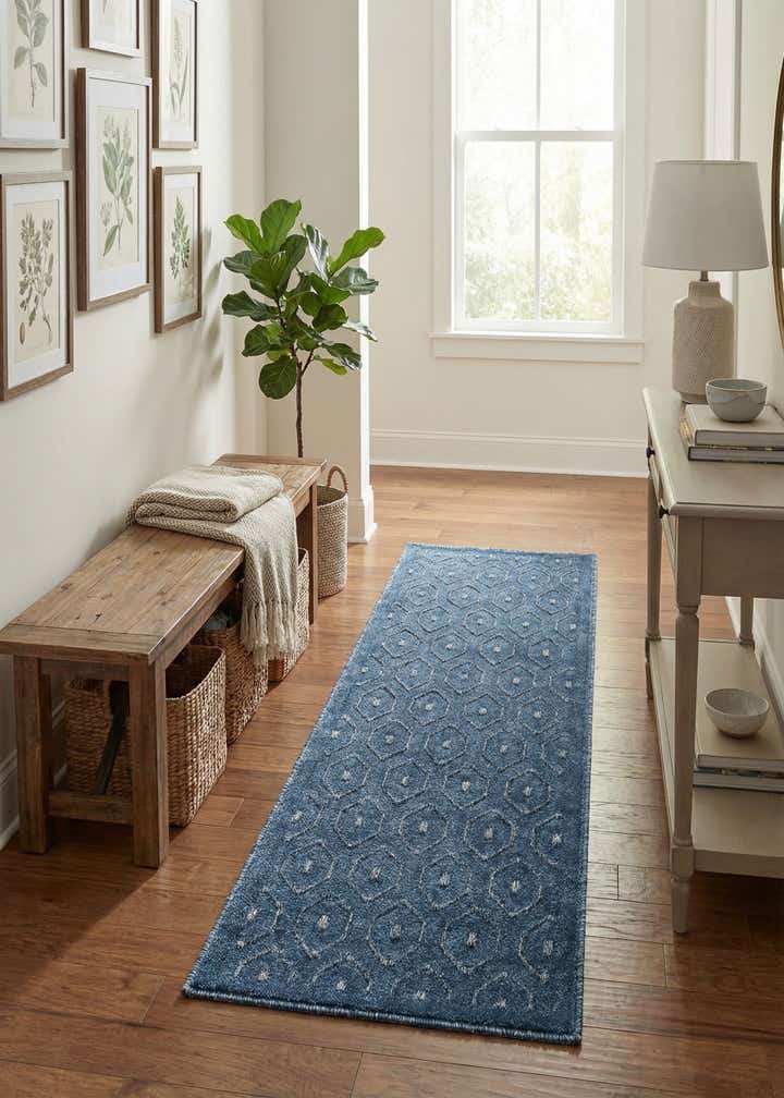 2' x 6' Easy-Clean Trellis Textured Indoor / Outdoor Runner Rug