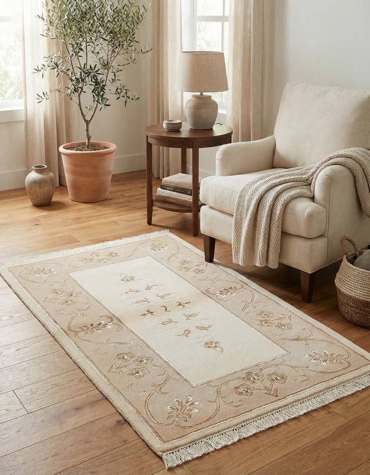 Detail image of  2' 9 x 5'  Hand Knotted Darya Rug