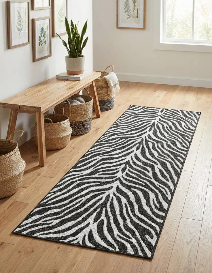 Detail image of 2' x 6' Easy-Clean Safari Indoor / Outdoor Runner Rug