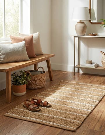 2' x 3' 1 Hand Braided Laurel Handwoven Jute Rug
