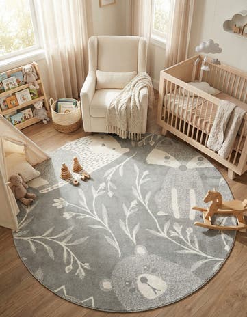 7' 10 x 7' 10 Animals Whimsy Kids Round Rug
