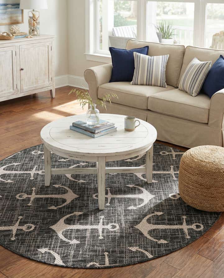 5' 3 x 5' 3 Easy-Clean Coastal Indoor / Outdoor Round Rug