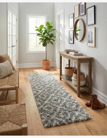 Gray Trellis Shag Runner Rug