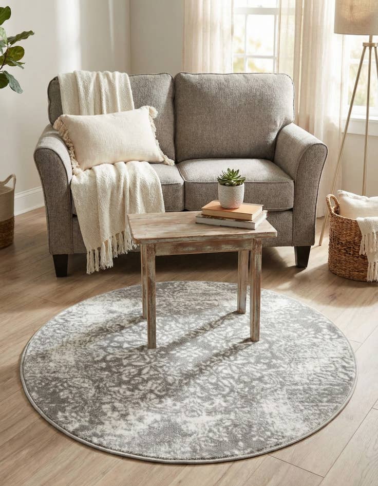 Detail image of 3' 1 x 3' 1 Monaco Round Rug