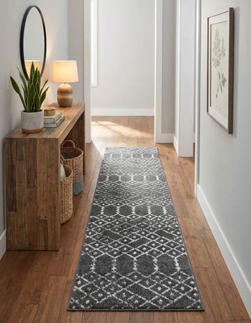 2' x 8' Paxon Trellis Runner Rug