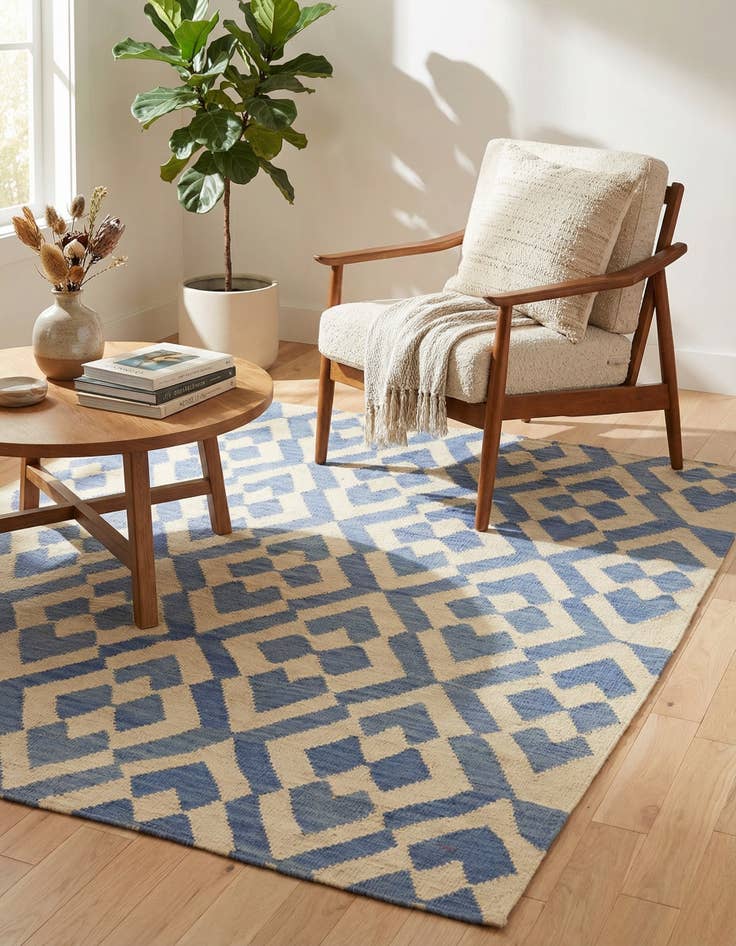 Detail image of 4' 6 x 5' 8  Hand Woven Kilim Modern Wool Rug