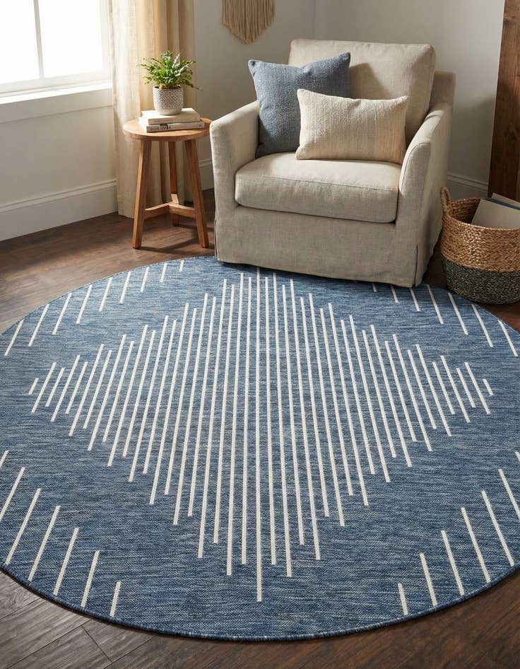 Detail image of  7' 10 x 7' 10  Washable Modern Indoor / Outdoor Round Rug