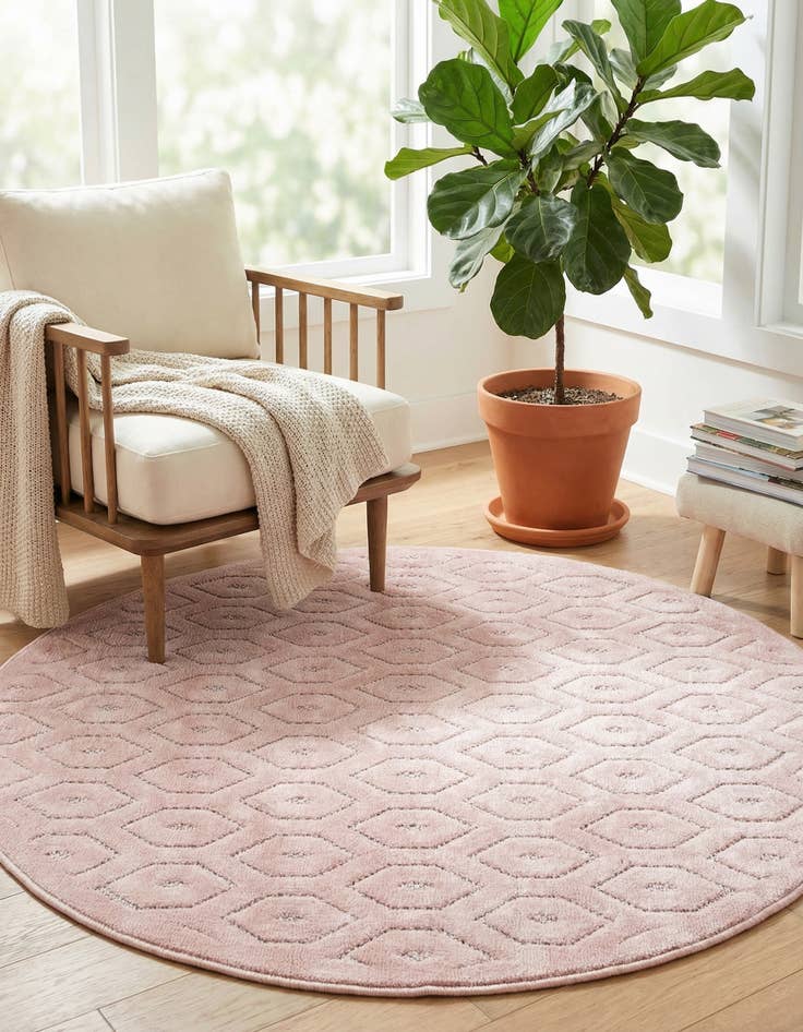Detail image of 4' x 4'  Washable Trellis Textured Indoor / Outdoor Round Rug