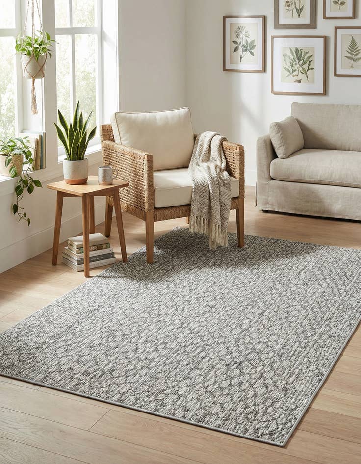 Detail image of  4' 1 x 6' 1  Washable Safari Indoor / Outdoor Rug