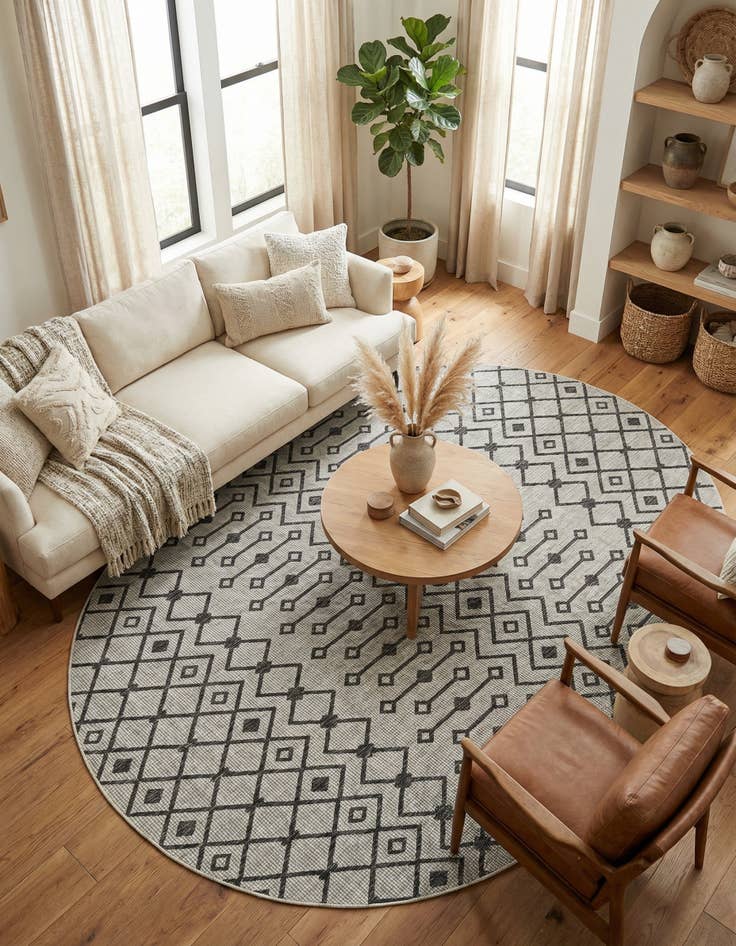 Detail image of 7' 10 x 10'  Washable Trellis Indoor / Outdoor Oval Rug