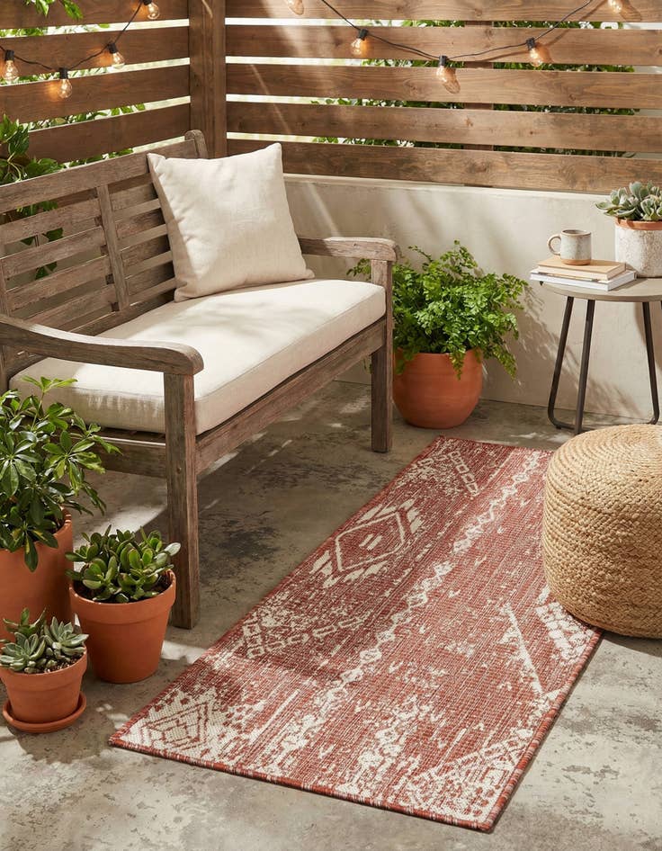 Detail image of  2' x 4'  Washable Bohemian Indoor / Outdoor Runner Rug