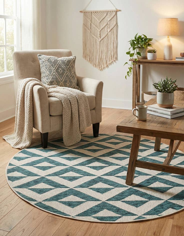 Detail image of 4' x 4' Easy-Clean Jill Zarin Napa Indoor / Outdoor Round Rug
