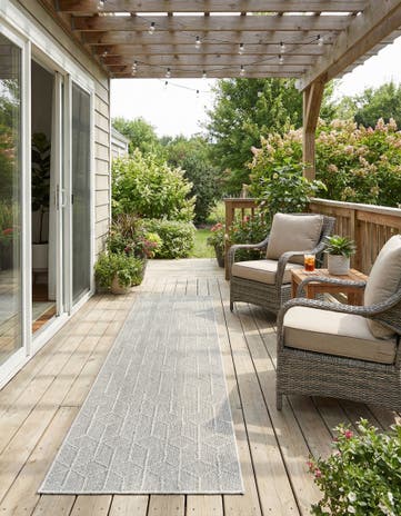 Light Gray Easy-Clean Lattice Indoor / Outdoor Runner Rug