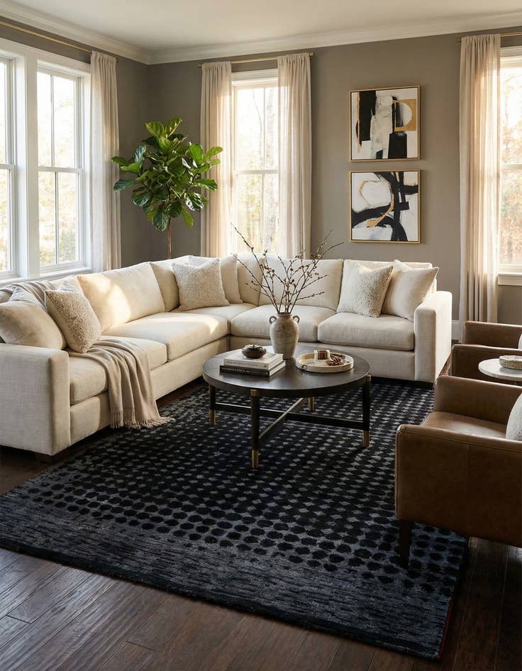 Detail image of 6' x 10'  Hand Knotted Darya Wool Rug