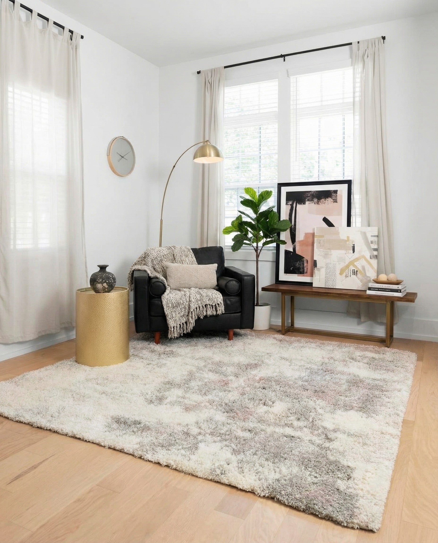  4' x 4' Soft Touch Shag Square Rug