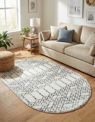 Ivory Black Paxon Trellis Oval Rug
