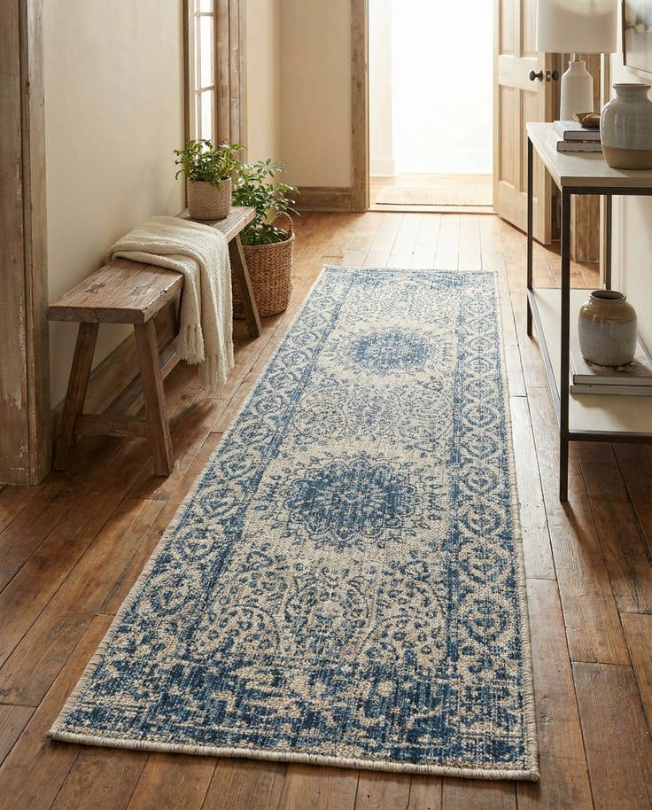Detail image of 2' x 6' Easy-Clean Traditional Indoor / Outdoor Runner Rug