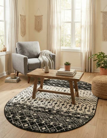 Black and White Moroccan Trellis Oval Rug