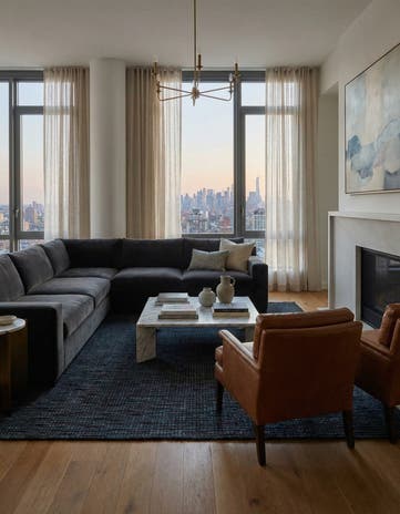 7' 8 x 10' Hand Knotted Darya Wool Rug