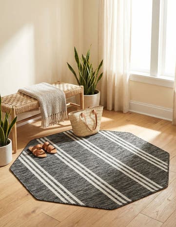 Charcoal Easy-Clean Jill Zarin Anguilla Indoor / Outdoor Octagon Rug