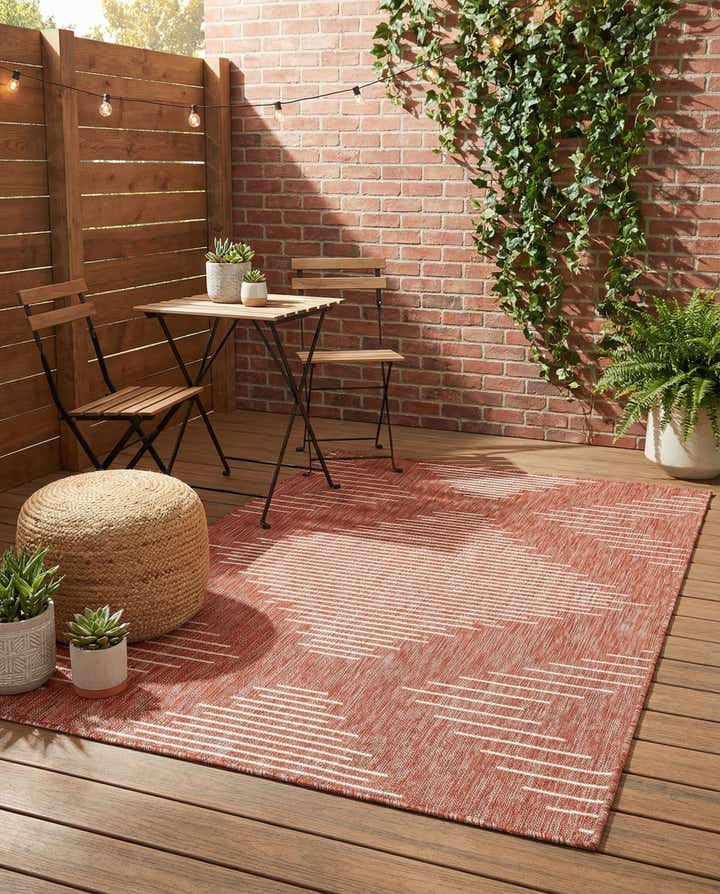 4' x 6' Easy-Clean Modern Indoor / Outdoor Rug