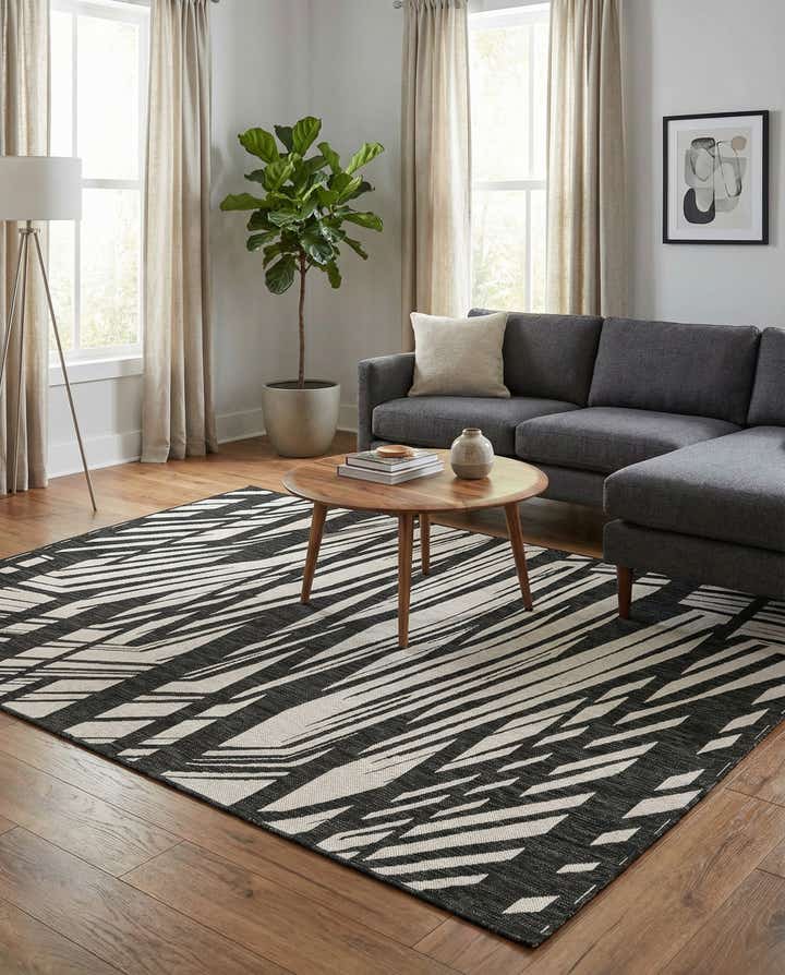 5' 3 x 8' Easy-Clean Modern Indoor / Outdoor Rug
