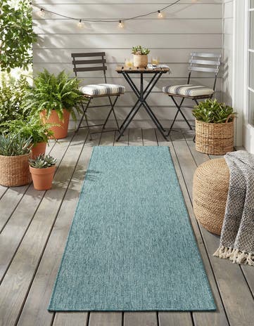 2' 7 x 10' Easy-Clean Solid Indoor / Outdoor Runner Rug