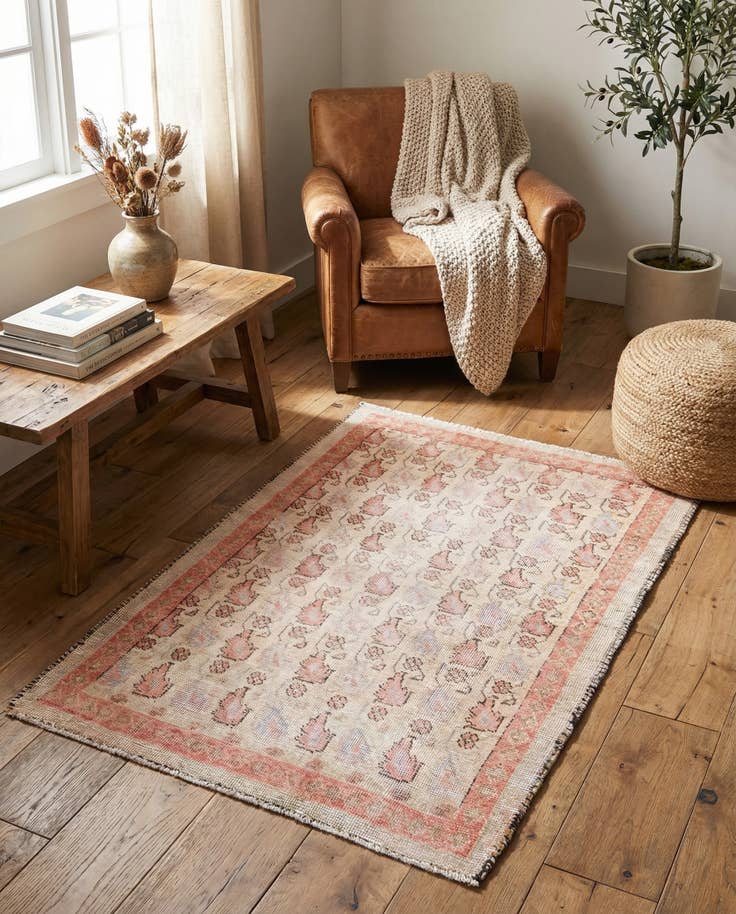 Detail image of 3' 1 x 4' 10 Hand Knotted Ultra Vintage Persian Wool Rug