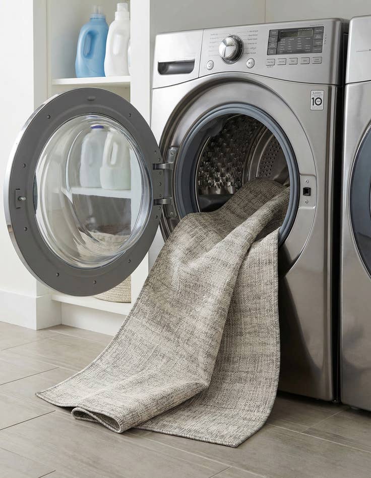 Detail image of 2' 7 x 10'  Washable Modern Indoor / Outdoor Runner Rug