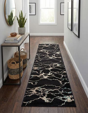 2' 7 x 10' Madeline Runner Rug
