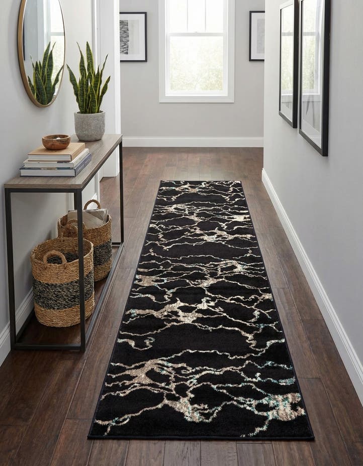 2' 7 x 10' Madeline Runner Rug