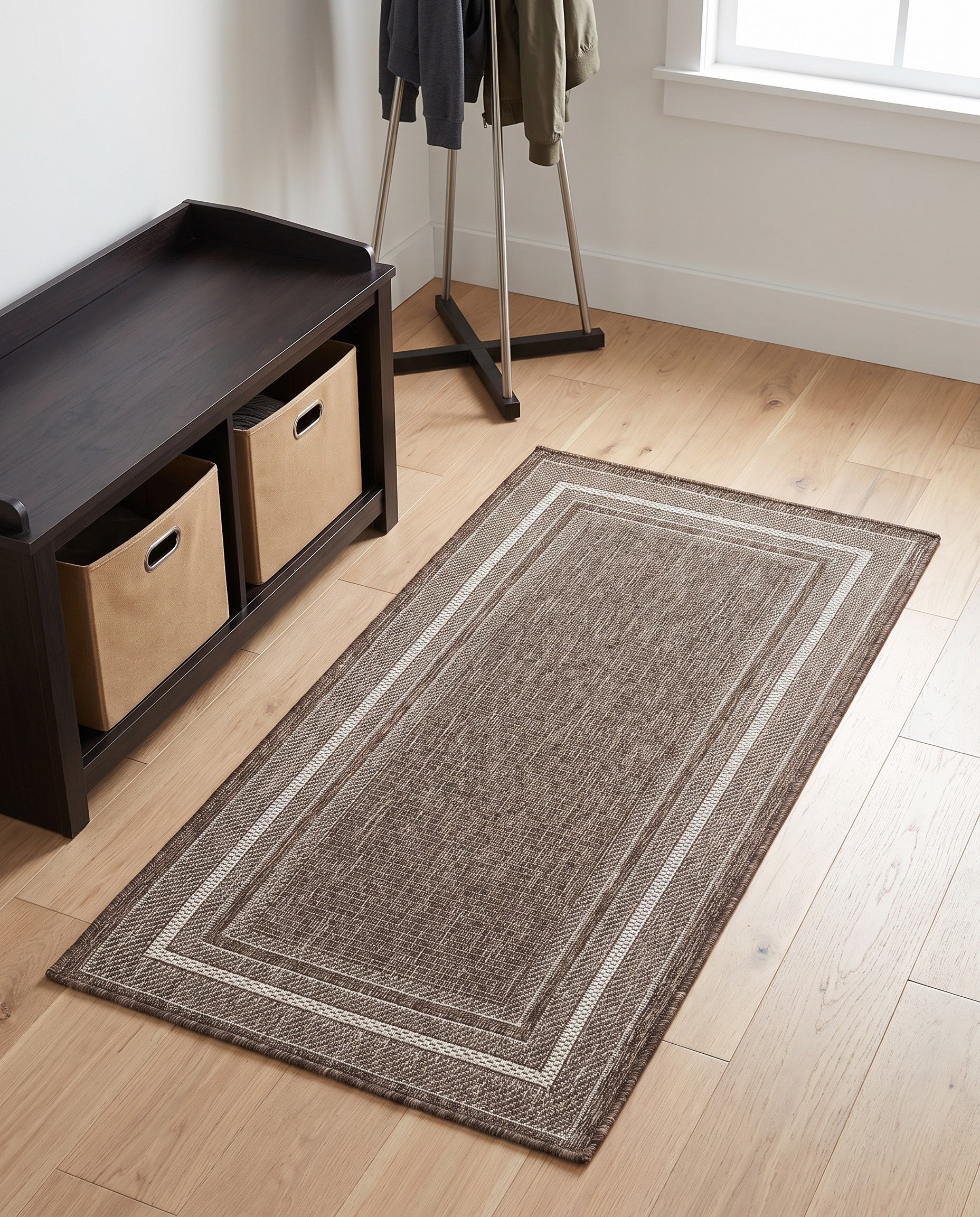 2' x 4' Easy-Clean Border Indoor / Outdoor Runner Rug